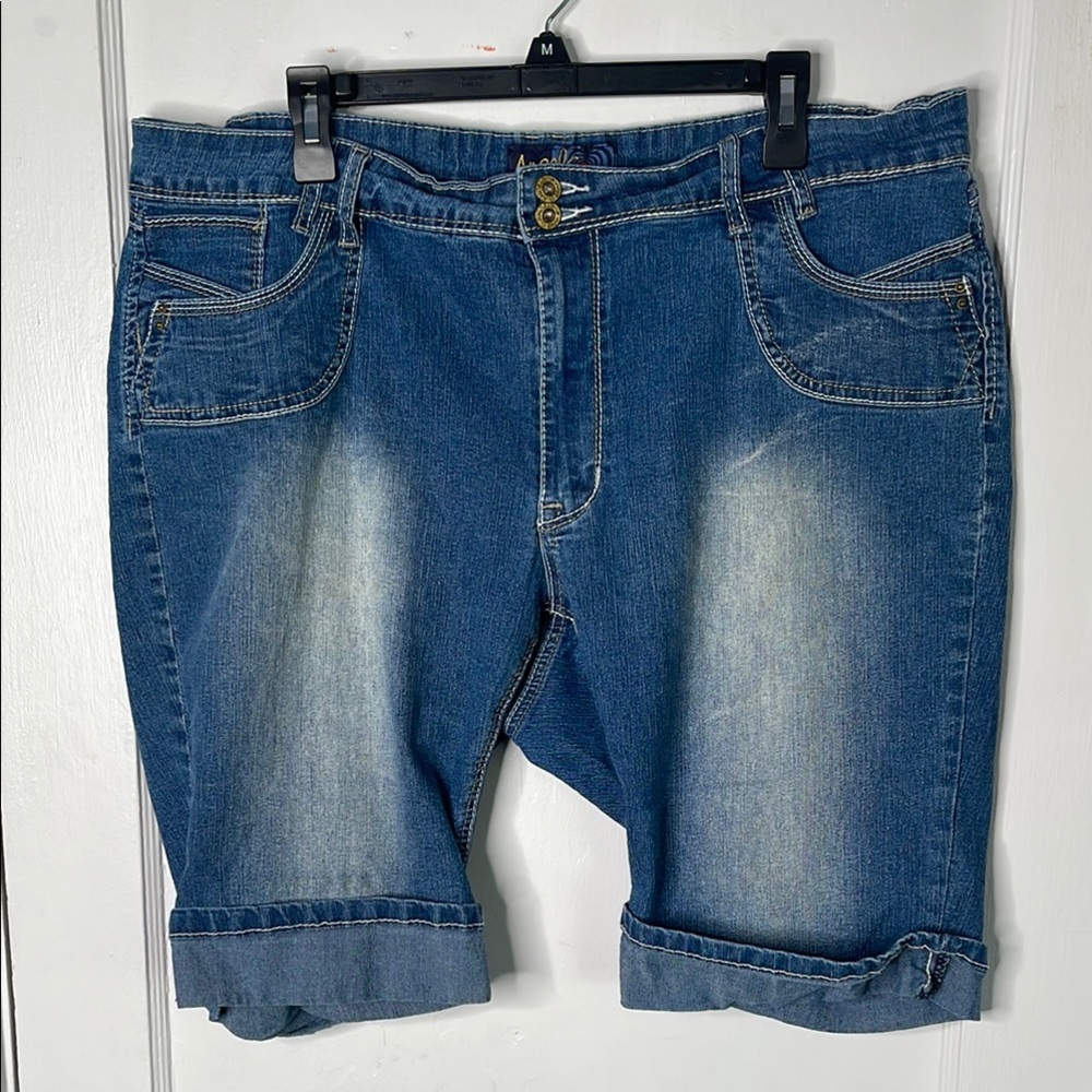 Angels 22 Blue Jean Shorts Rolled Hems Stretch Denim Plus Size Bermuda Long